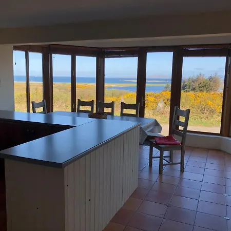 Holiday home House With Sea Views Close To With Wifi And Large Kitchen And Dining Ardnagreevagh