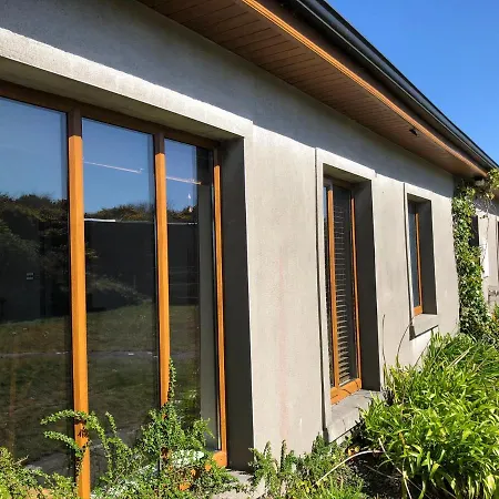 House With Sea Views Close To With Wifi And Large Kitchen And Dining Holiday home *